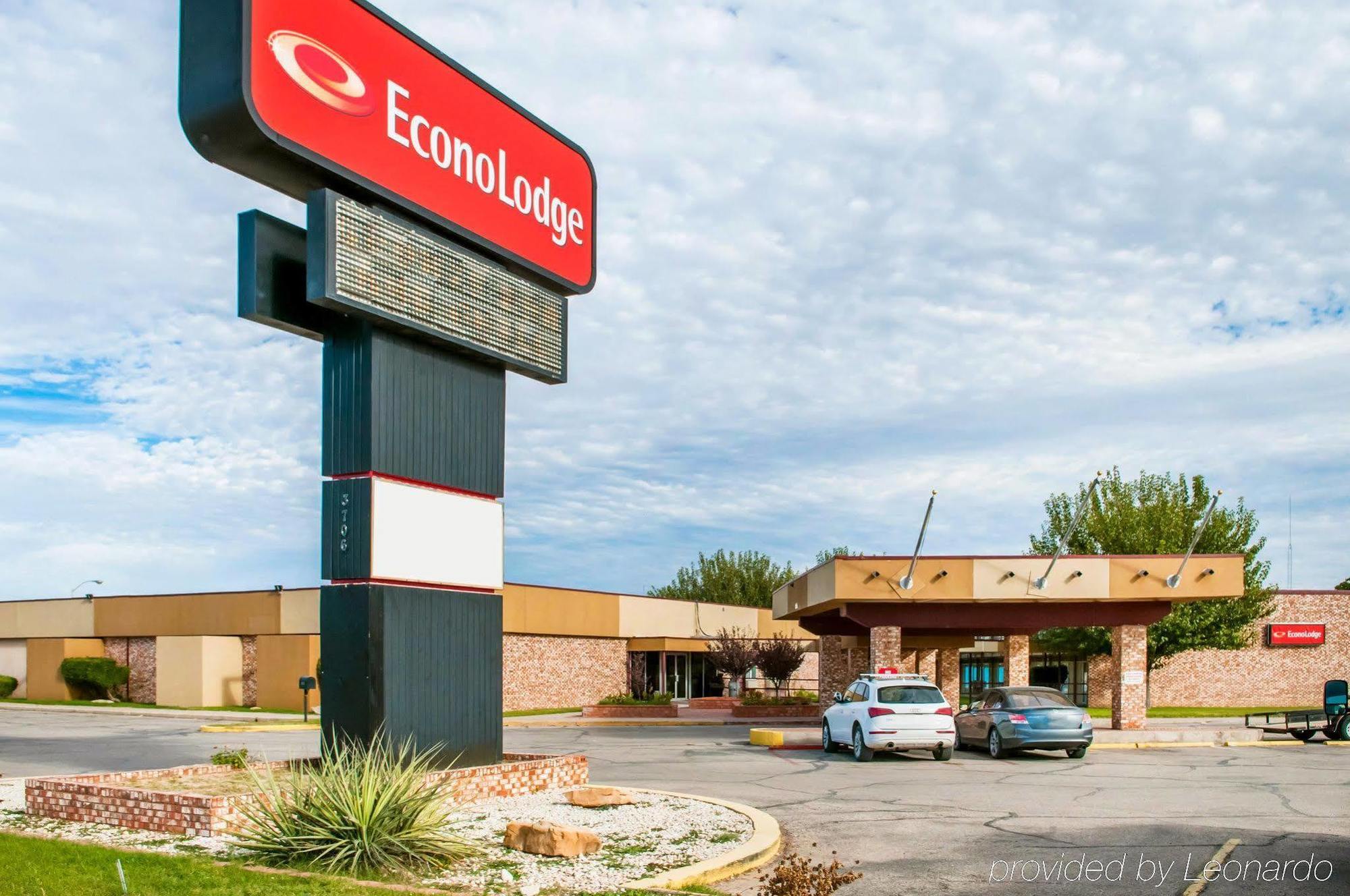 Econo Lodge Carlsbad Caverns Area Exterior photo